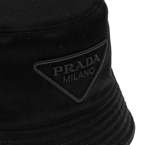 Prada Cappello a Secchiello Men .